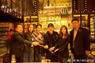 黄渤火锅店爆料事件视频,揭秘明星餐厅背后的真相  第2张